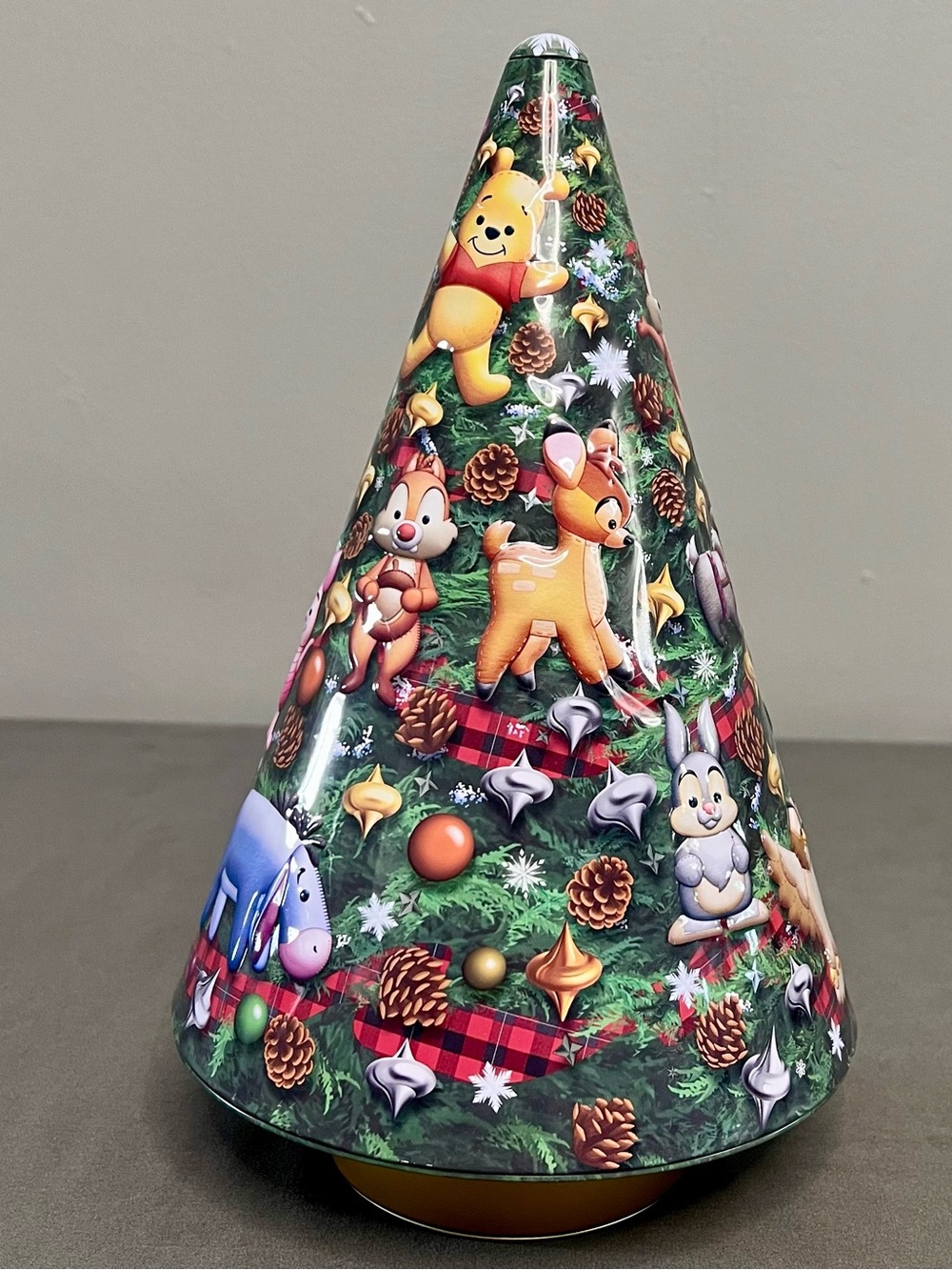 Disney Parks Musical Cookie Tin “Jingle Bells” Rotating Empty Works Holiday Pooh